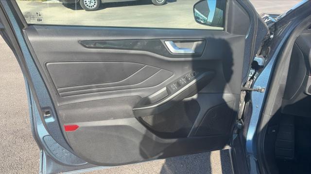 Ford Focus image 5