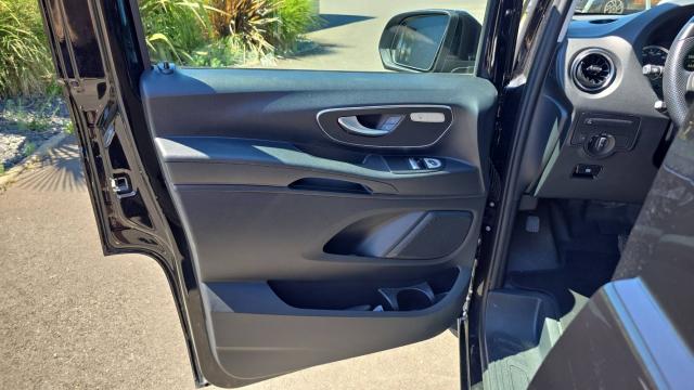 Mercedes Benz Vito image 7