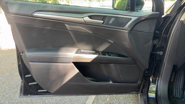Ford Mondeo image 5