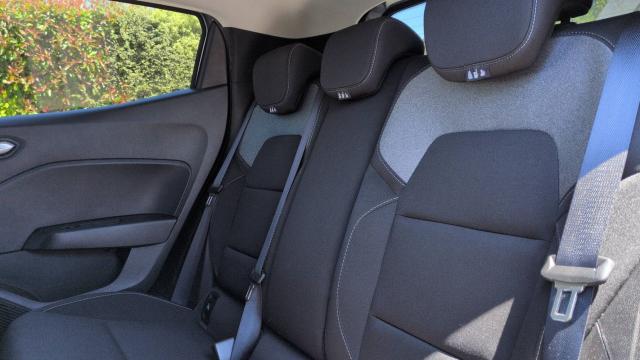 Renault Clio image 2