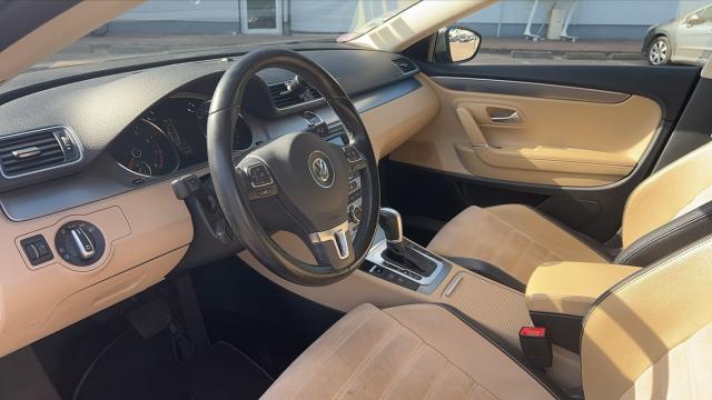 Volkswagen Passat Cc image 7