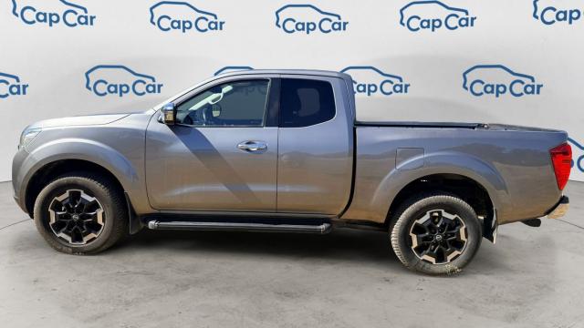 Nissan King Cab. image 3