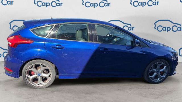 Ford Focus image 9