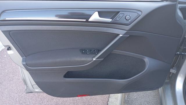 Volkswagen Golf image 3