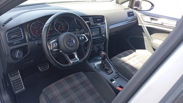 Volkswagen Golf image 5