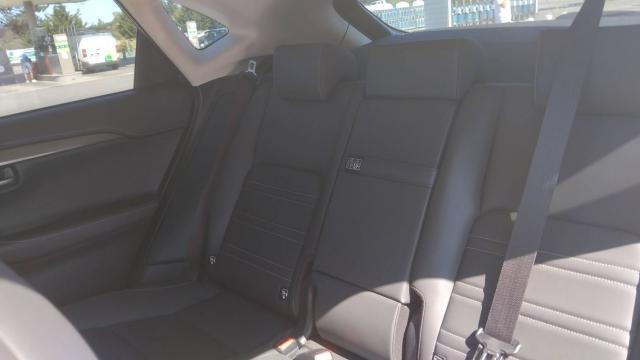 Lexus Nx 300h image 3