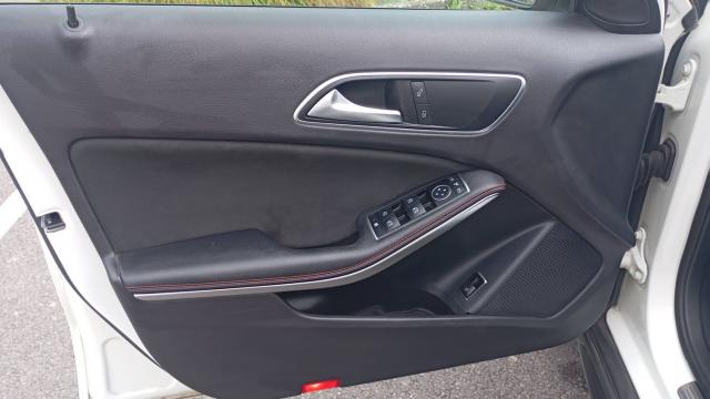 Mercedes Benz Classe Gla image 9