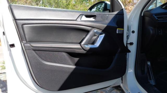 Peugeot 308 image 3