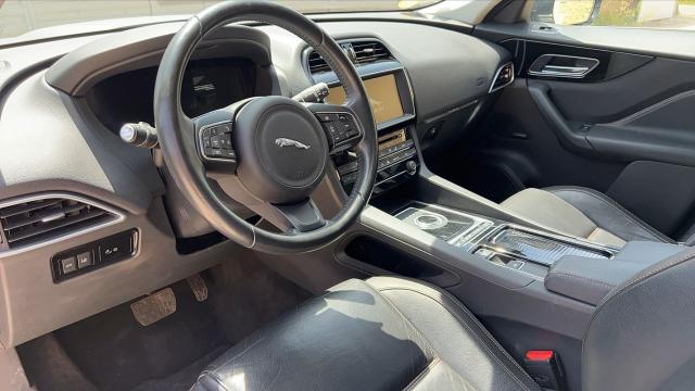 Jaguar F-Pace image 5