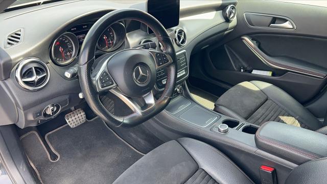 Mercedes Benz Gla image 6