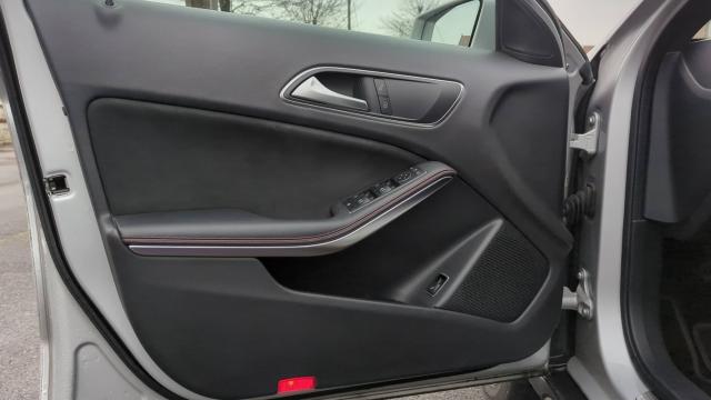 Mercedes Benz Classe Gla image 5
