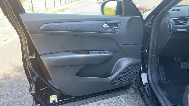 Renault Arkana image 4