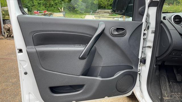 Renault Kangoo Express image 7