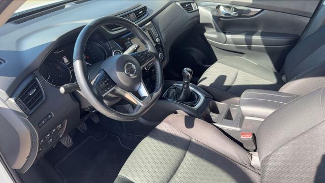Nissan X-Trail image 9