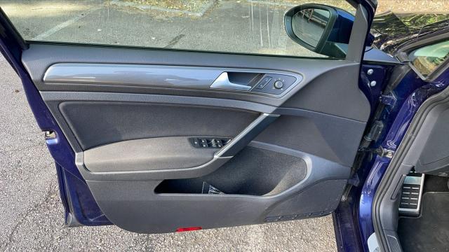 Volkswagen Golf image 3