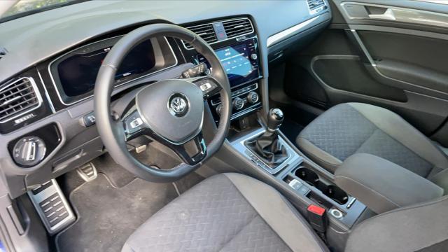Volkswagen Golf image 5