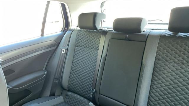 Volkswagen Golf image 6