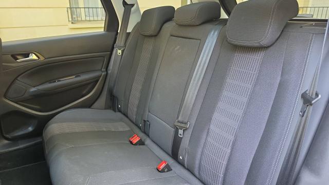 Peugeot 308 image 4