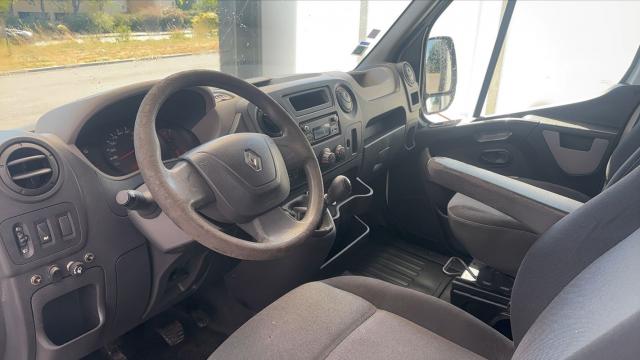 Renault Master image 8