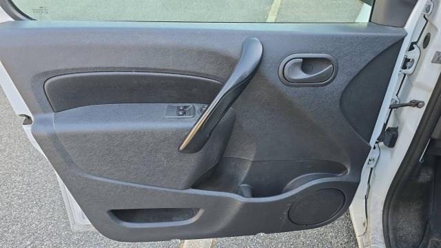 Renault Kangoo image 2