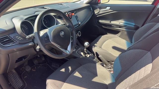 Alfa Romeo Giulietta image 2