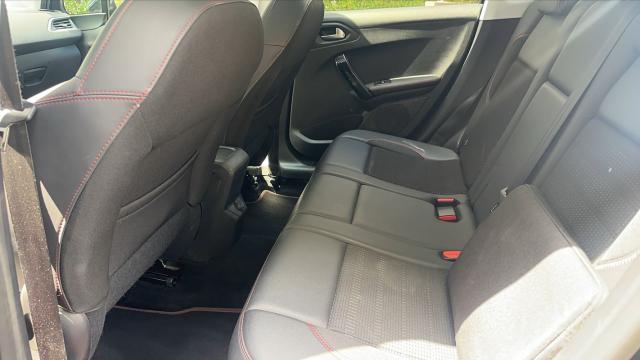 Peugeot 2008 image 9