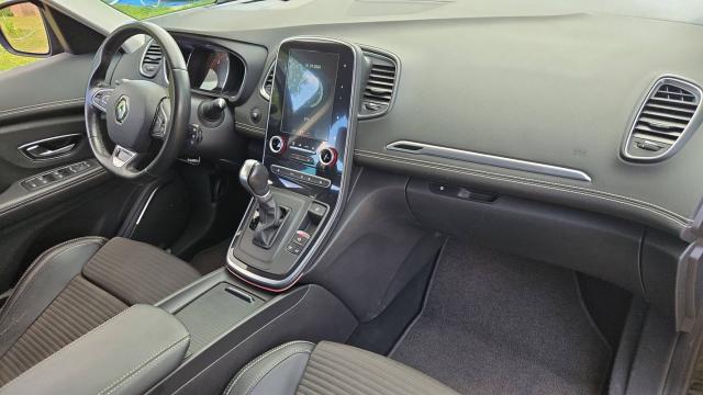 Renault Grand Scénic image 9
