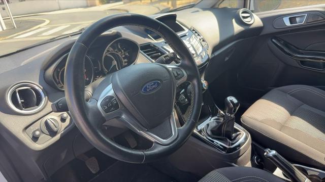 Ford Fiesta image 6
