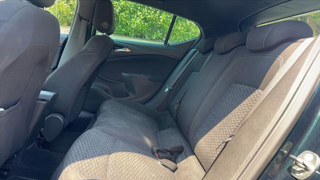 Opel Astra image 1