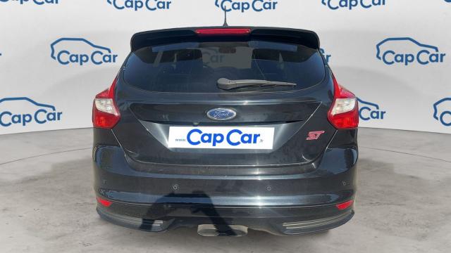 Ford Focus image 8