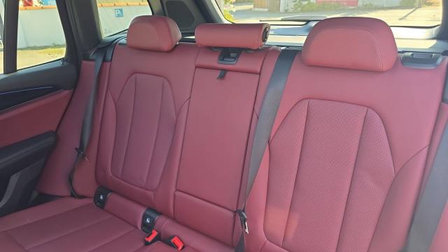 Bmw X3 image 8