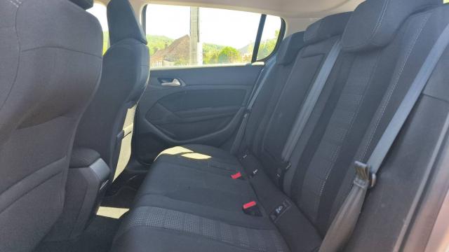 Peugeot 308 image 3