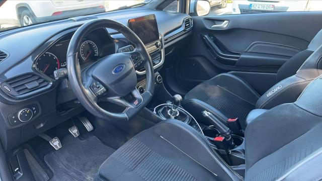 Ford Fiesta image 5