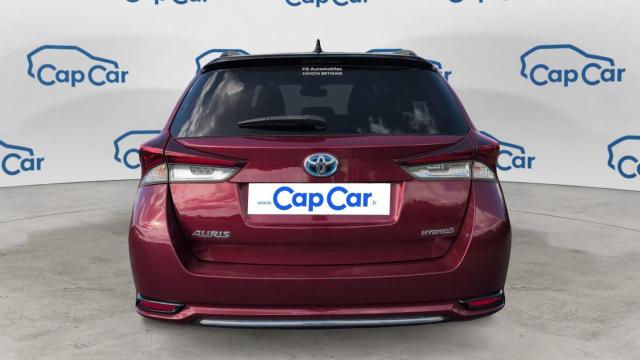 Toyota Auris image 6