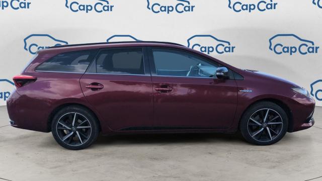 Toyota Auris image 9