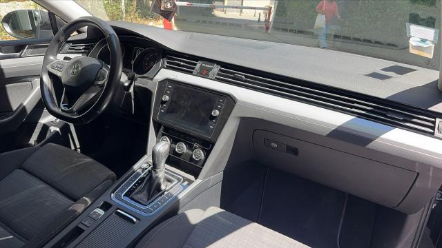 Volkswagen Passat image 4