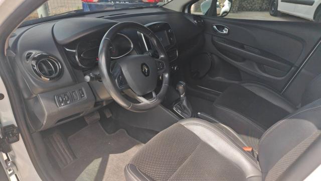 Renault Clio Estate image 3