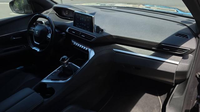 Peugeot 3008 image 9