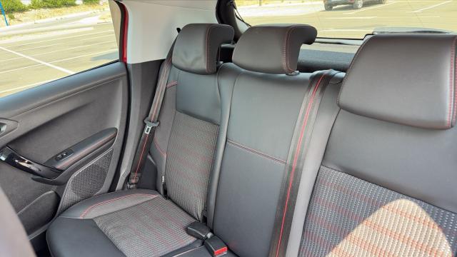 Peugeot 208 image 3