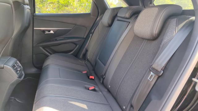 Peugeot 3008 image 1