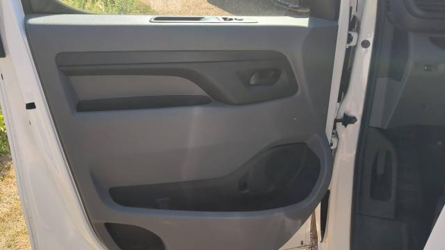 Opel Vivaro image 8