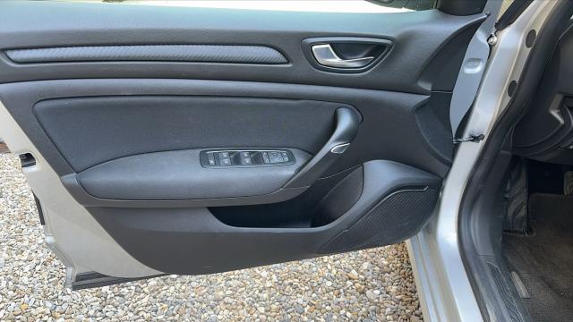 Renault Mégane Estate image 7