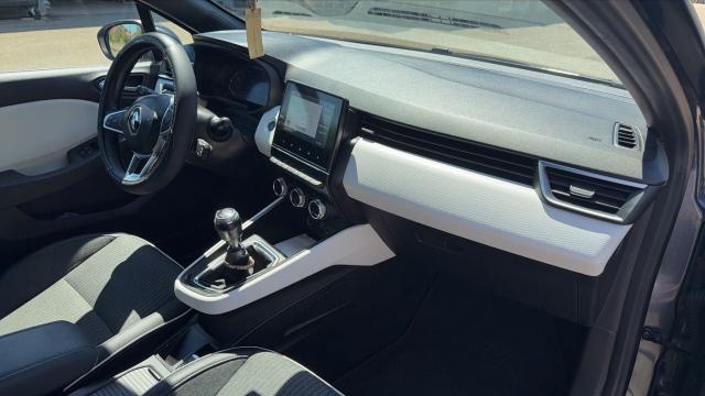 Renault Clio image 7