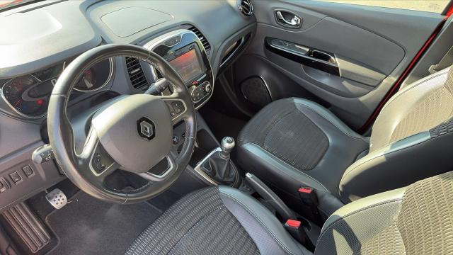 Renault Captur image 2
