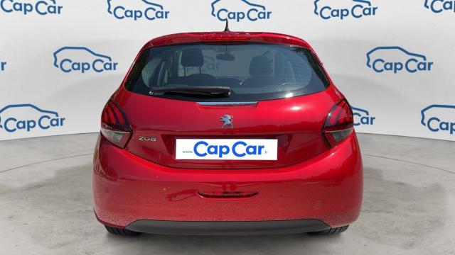 Peugeot 208 image 5