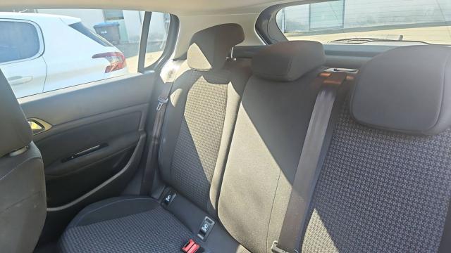Peugeot 308 image 4