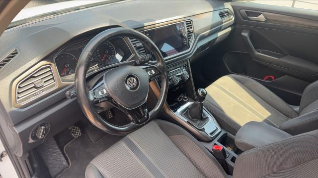 Volkswagen T-Roc image 1