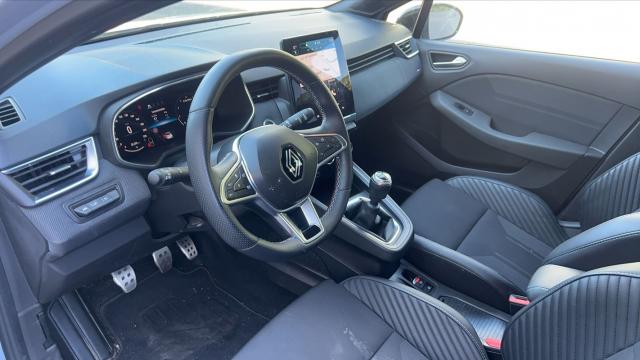 Renault Clio image 9