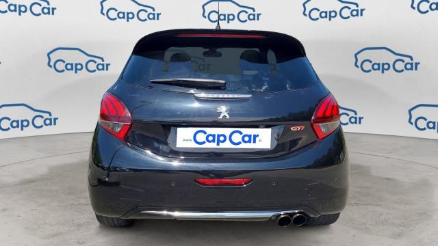 Peugeot 208 image 9