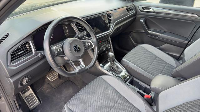 Volkswagen T-Roc image 2